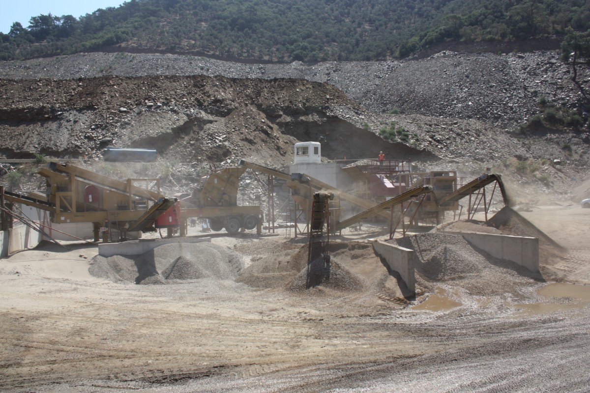 Mobil Sekonder Kırma Eleme Tesisi