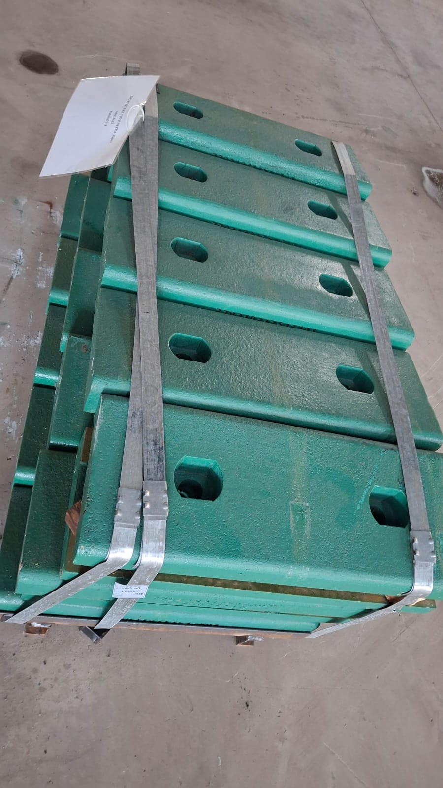 METSO LT1213 Yüksek Manganlı–Kromlu (Mn18Cr2) Paletler – DRG Döküm